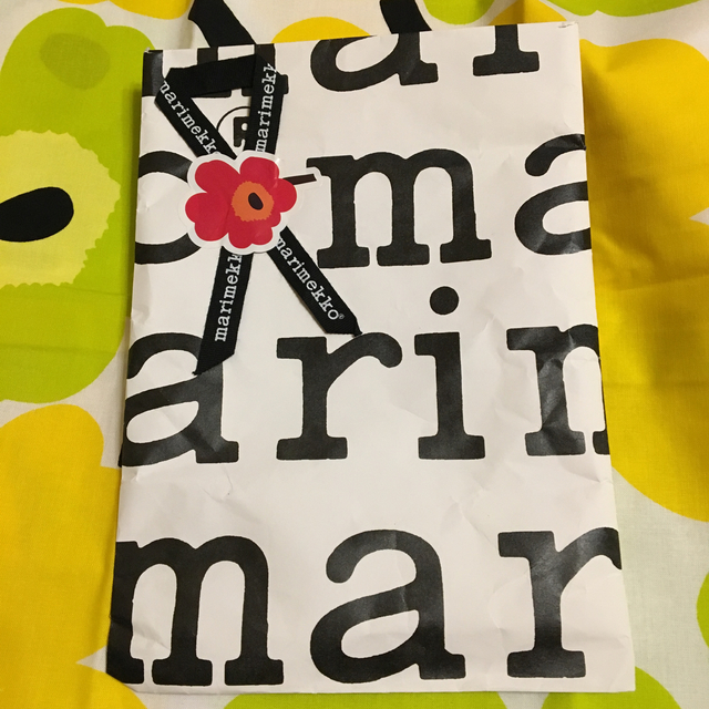 marimekko(マリメッコ)の新品未使用 marimekko マリメッコ  クッションカバー インテリア/住まい/日用品のインテリア小物(クッションカバー)の商品写真