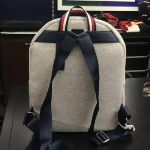 TOMMY HILFIGER(トミーヒルフィガー)の専用 レディースのバッグ(リュック/バックパック)の商品写真