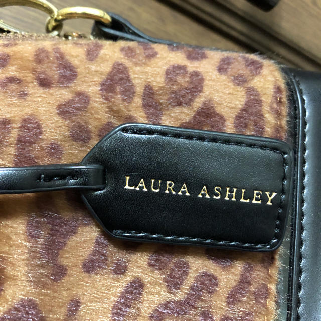 LAURA ASHLEY(ローラアシュレイ)のローラアシュレイ 鞄 レディースのバッグ(ハンドバッグ)の商品写真