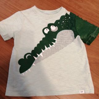 ギャップキッズ(GAP Kids)のGAP　110Tシャツ（男の子）(Tシャツ/カットソー)