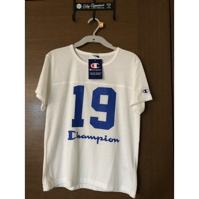 Champion(チャンピオン)の【新品】Campion Tシャツ 160size キッズ/ベビー/マタニティのキッズ服女の子用(90cm~)(Tシャツ/カットソー)の商品写真