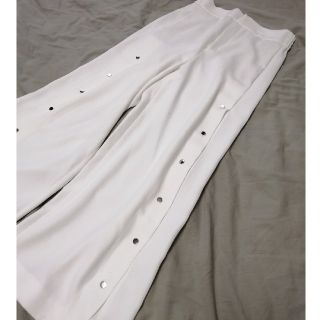 ザラ(ZARA)のクロップドワイドパンツ(クロップドパンツ)