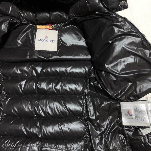 MONCLER(モンクレール)のモンクレールキッズ☆ダウン中古☆クリーニング済 キッズ/ベビー/マタニティのキッズ服男の子用(90cm~)(コート)の商品写真