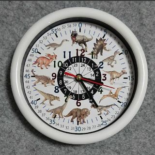 恐竜 ダイナソー 24時間表記入り 白枠 掛け時計(知育玩具)