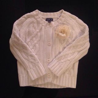 ベビーギャップ(babyGAP)のbabyGAP お花付き白カーデ♡90(カーディガン)