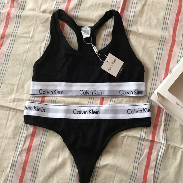 Calvin Klein(カルバンクライン)のカルバンクライン 下着セット レディースの下着/アンダーウェア(ブラ&ショーツセット)の商品写真