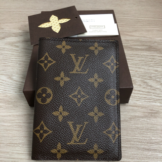LOUIS VUITTON - ルイヴィトンのパスケースの通販 by マルコ｜ルイヴィトンならラクマ