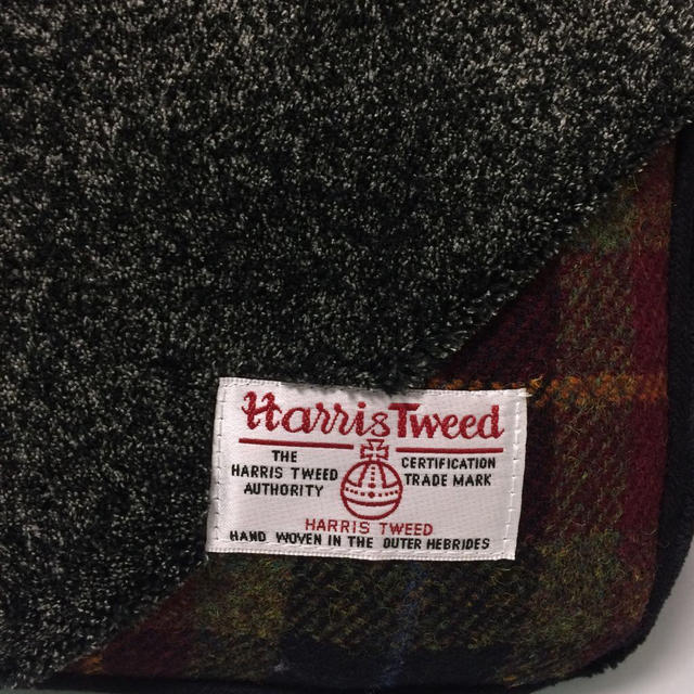 Harris Tweed(ハリスツイード)のハリスツイードしまむらクッション♡新品 インテリア/住まい/日用品のインテリア小物(クッション)の商品写真