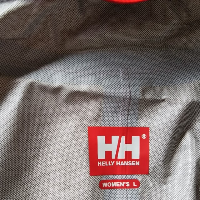 HELLY HANSEN(ヘリーハンセン)のﾍﾘｰﾊﾝｾﾝマウンテンパーカー レディースのジャケット/アウター(ナイロンジャケット)の商品写真