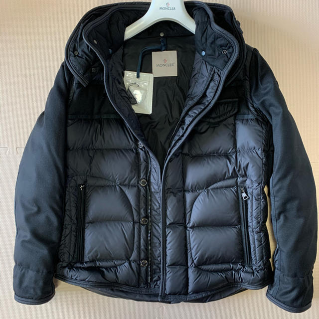 大特価！！ 美品 モンクレール モンクレール MONCLER ライアン サイズ0国内正規 正規品 RYAN タグ付き RYAN ライアン ブラック  モンクレール サイズ3 MONCLER ジャケット/アウター