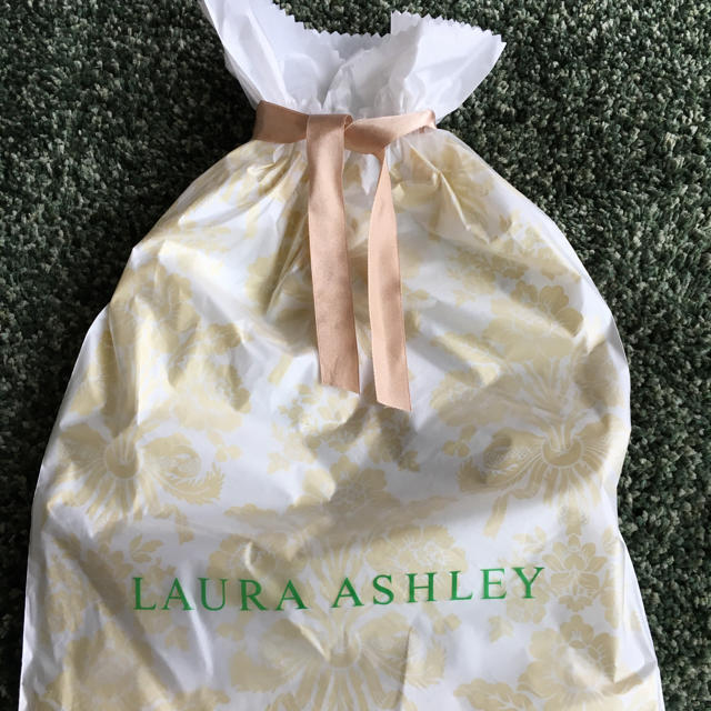 LAURA ASHLEY(ローラアシュレイ)のローラアシュレイ トートバッグ レディースのバッグ(トートバッグ)の商品写真