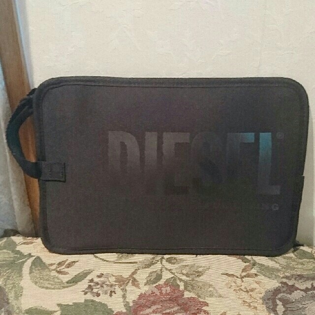 DIESEL(ディーゼル)のディーゼル DIESEL ノベルティ ポーチ 新品 レディースのファッション小物(ポーチ)の商品写真