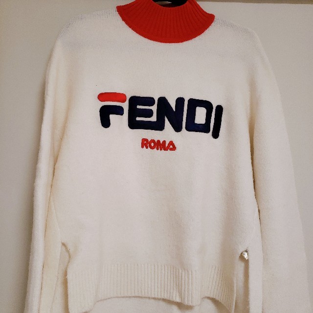 最高の FENDI - FENDI FILA 値下げ可能 セーター ニット ニット/セーター