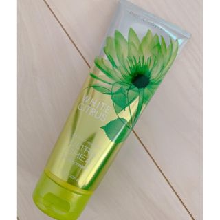 バスアンドボディーワークス(Bath & Body Works)のbath&bodyworks /ホワイトシトラス ボディークリーム(ボディクリーム)