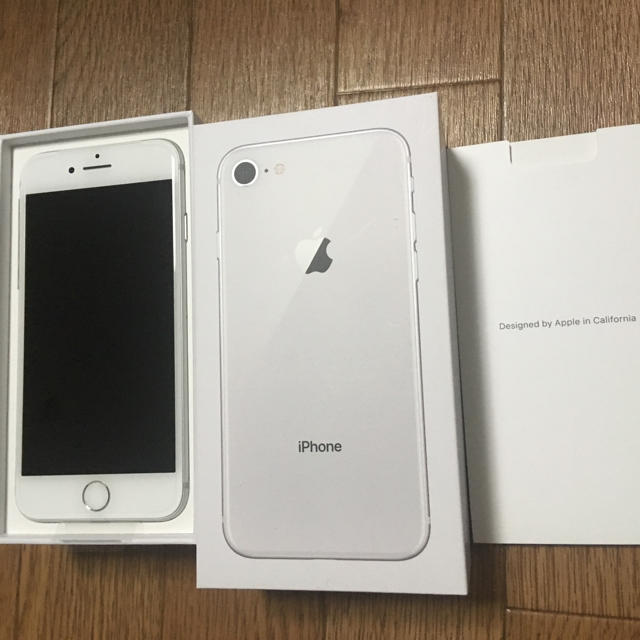 スマートフォン本体新品 iphone8 simフリー  64GB