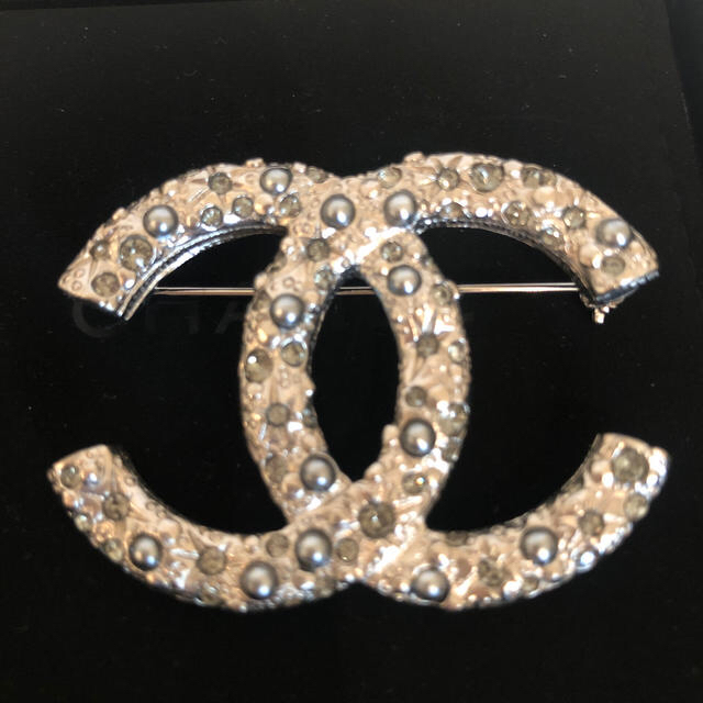 CHANEL - シャネル ブローチ 可愛いの通販 by ローズ オブ東京 CHANEL - シャネル ブローチ 可愛いの通販 by ローズ オブ東京