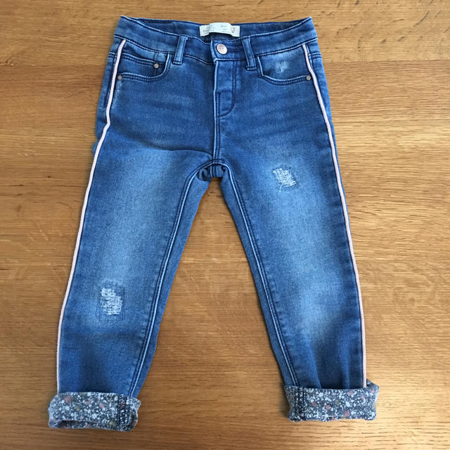 ZARA(ザラ)のZARA 2-3years 98㎝ Gパン！値下げ中！ キッズ/ベビー/マタニティのキッズ服女の子用(90cm~)(パンツ/スパッツ)の商品写真