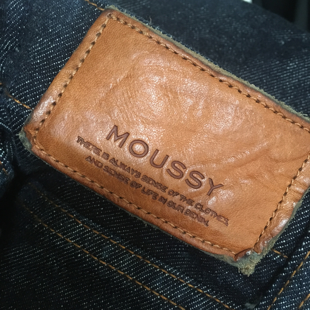 moussy(マウジー)のmoussy mvs スキニー　23 レディースのパンツ(デニム/ジーンズ)の商品写真