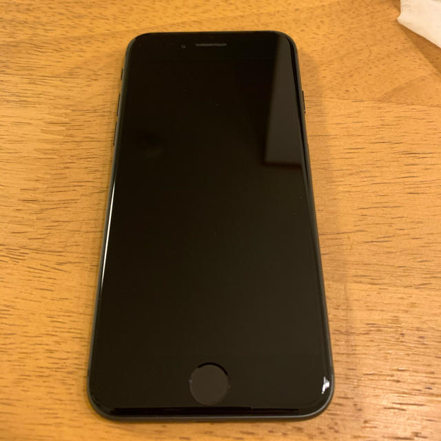 iPhone8 SIMロック解除済み