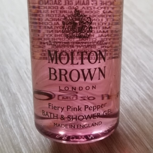 MOLTON BROWN(モルトンブラウン)のMOLTON BROWN バス＆シャワージェル ピンクペッパー 30mL コスメ/美容のボディケア(ボディソープ/石鹸)の商品写真