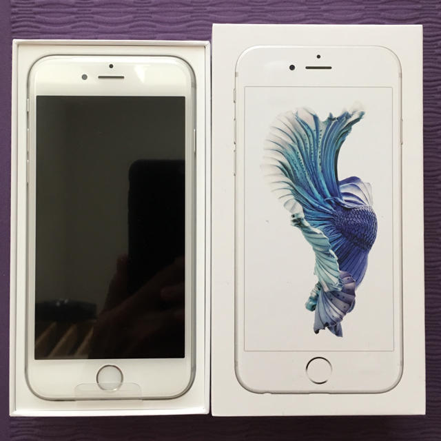 【新品・未使用】iPhone6s 32GB Silver simフリースマートフォン/携帯電話