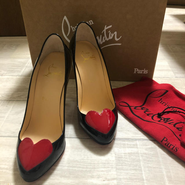 Christian Louboutin(クリスチャンルブタン)のクリスチャン　ルブタン　限定　パンプス レディースの靴/シューズ(ハイヒール/パンプス)の商品写真