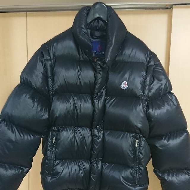 MONCLER(モンクレール)のMONCLER ダウン メンズのジャケット/アウター(ダウンジャケット)の商品写真