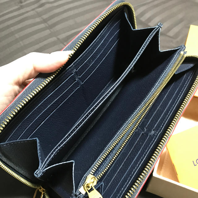 LOUIS VUITTON(ルイヴィトン)のルイヴィトン 長財布 アンプラント マリーヌルージュ レディースのファッション小物(財布)の商品写真