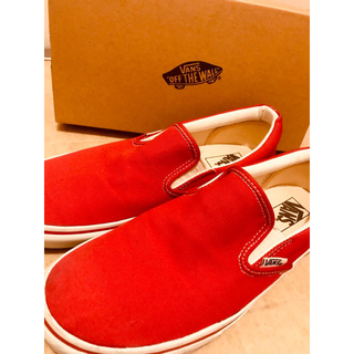 ヴァンズ(VANS)のVANS ヴァンズ SLIP ON スリッポン V98CL RED(スリッポン/モカシン)