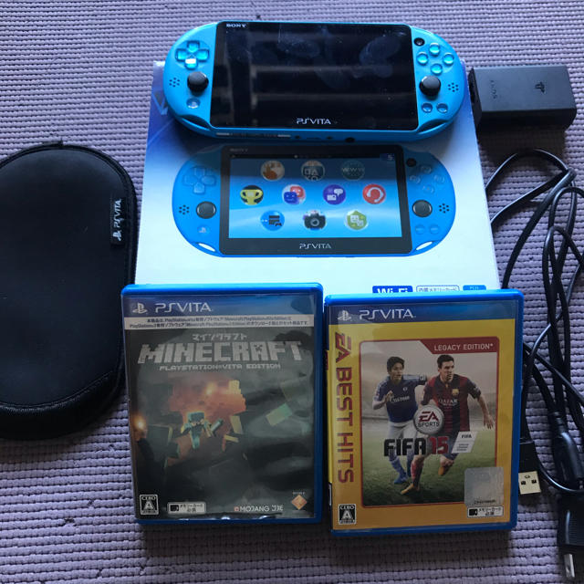 携帯用ゲーム機本体PlayStation®Vita マインクラフト及びFIFA15