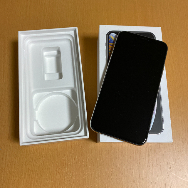 【美品】iPhone Xs 256GB シルバー SIMフリー