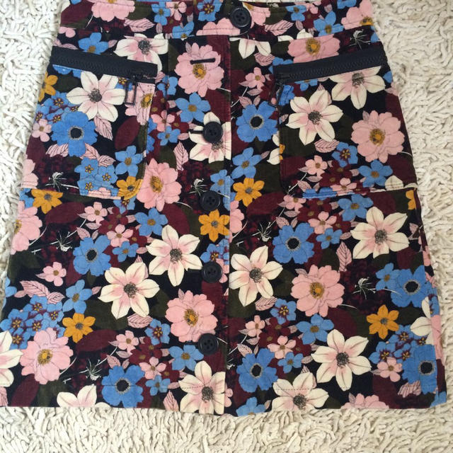 Paul Smith(ポールスミス)のポールスミス 花柄スカート レディースのスカート(ひざ丈スカート)の商品写真