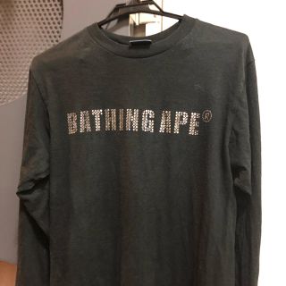 アベイシングエイプ(A BATHING APE)のエイプ ラインストーン ロングTシャツ(Tシャツ/カットソー(半袖/袖なし))