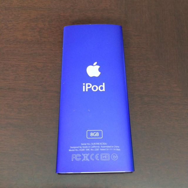 iPod nano 8G スマホ/家電/カメラのオーディオ機器(ポータブルプレーヤー)の商品写真