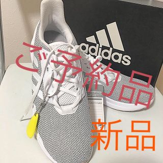 アディダス(adidas)のつかもち様ご予約品　新品★adidas★スニーカー24.5(スニーカー)