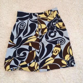 ザラ(ZARA)のZARA スカート(ひざ丈スカート)