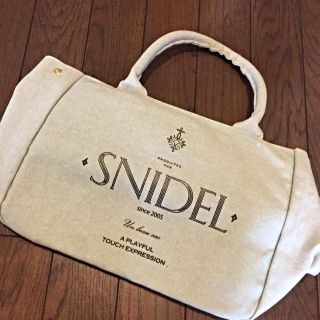 スナイデル(SNIDEL)の限定版スナイデルバッグ(ハンドバッグ)