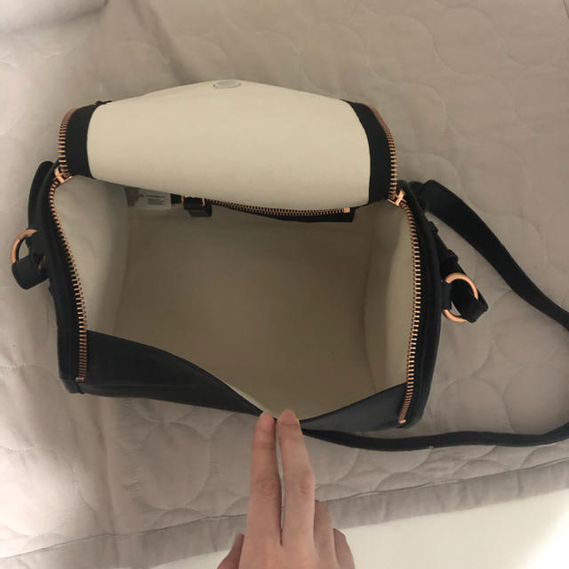 Calvin Klein(カルバンクライン)のcalvin klein bag レディースのバッグ(トートバッグ)の商品写真