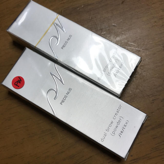 SHISEIDO (資生堂)(シセイドウ)の新品★ピエヌ デュアルブロークリエーター BR611パウダー二個 コスメ/美容のベースメイク/化粧品(アイブロウペンシル)の商品写真