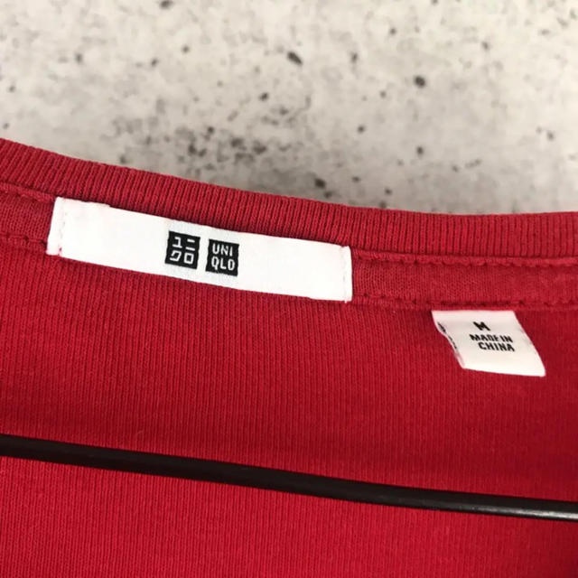 UNIQLO(ユニクロ)のUNIQLOユニクロ長袖Tシャツ 無地 シンプル レディースのトップス(Tシャツ(長袖/七分))の商品写真