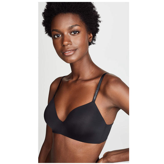 Calvin Klein(カルバンクライン)のCalvinKlein form lightly lined demi bra レディースの下着/アンダーウェア(ブラ)の商品写真