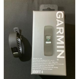 ガーミン(GARMIN)の美品　GARMIN vivofit4(腕時計(デジタル))