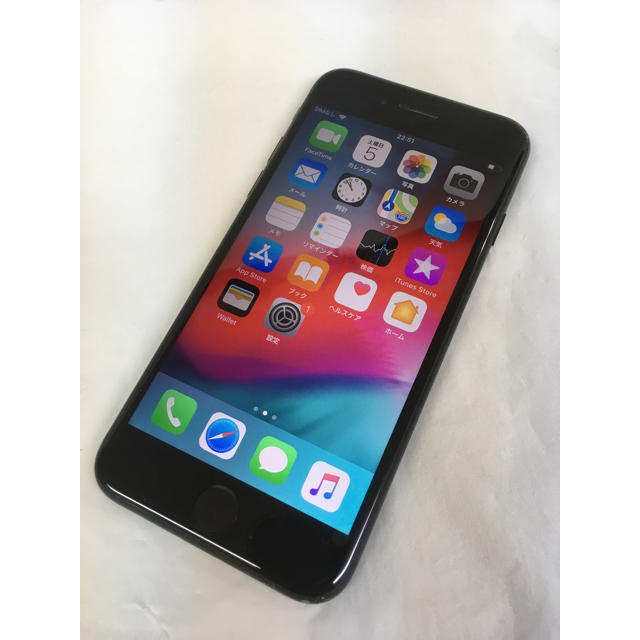 Apple iPhone7 128GB ジェットブラック A1779 ドコモ