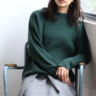 コーエン(coen)の新品♡定価4950円　洗濯できるwoolニット　グリーン or  ベージュ(ニット/セーター)