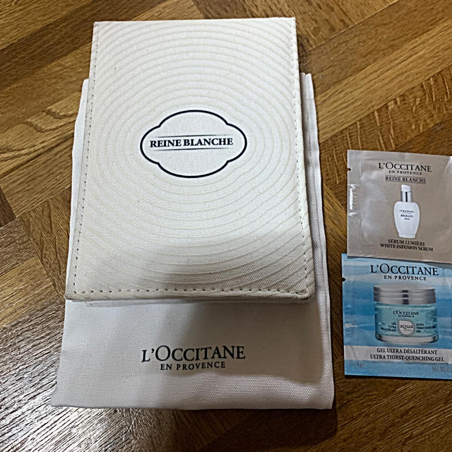 L'OCCITANE(ロクシタン)のロクシタン ノベルティミラー&サンプルセット！ エンタメ/ホビーのコレクション(ノベルティグッズ)の商品写真