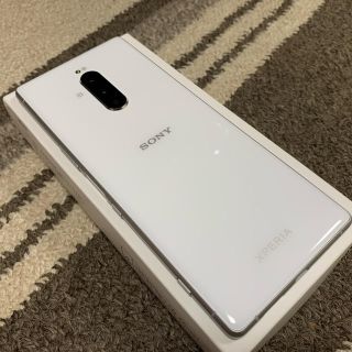 アンドロイド(ANDROID)のXperia 1 White 64 GB Softbank simロック解除済み(スマートフォン本体)