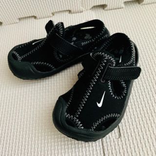 ナイキ(NIKE)のNIKE サンダル 黒 12cm(サンダル)