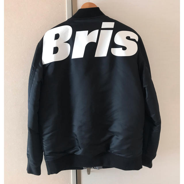 F.C.R.B.(エフシーアールビー)のF.C.R.B  bristol  SOPH.リバーシブル　ダウン　アウター メンズのジャケット/アウター(ダウンジャケット)の商品写真