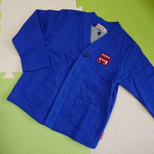 mikihouse(ミキハウス)のミキハウス 青色カーディガン 100 キッズ/ベビー/マタニティのキッズ服男の子用(90cm~)(カーディガン)の商品写真