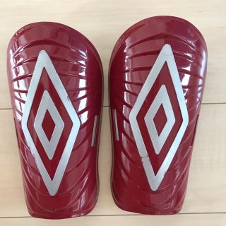 アンブロ(UMBRO)のアンブロジュニアキッズレガースサッカー用赤子供(その他)